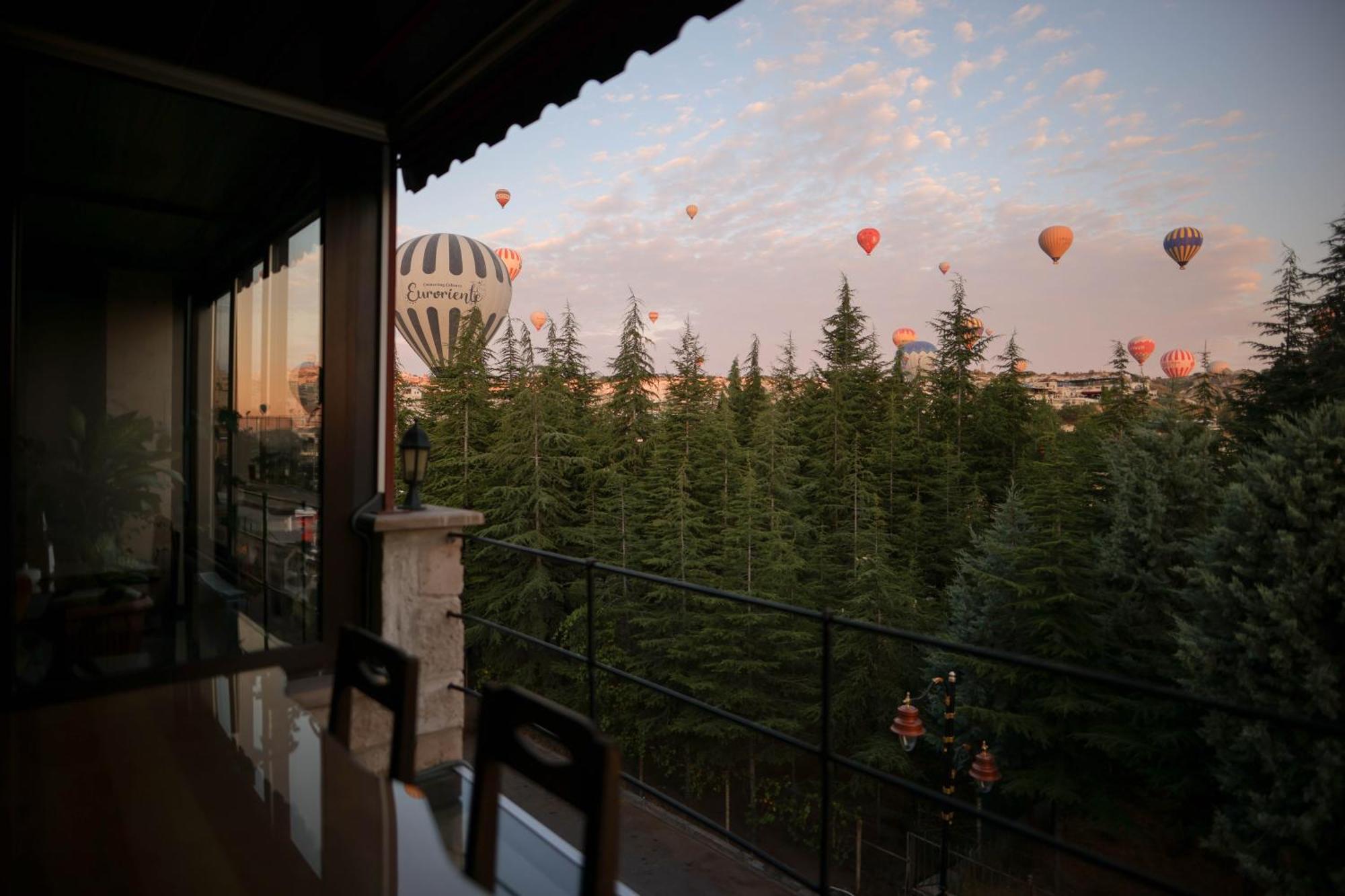 Feel Cappadocia Stone House Hotel Goreme Exterior photo
